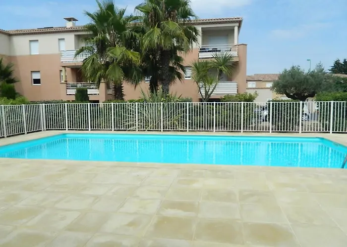 Moderne En Avec Piscine