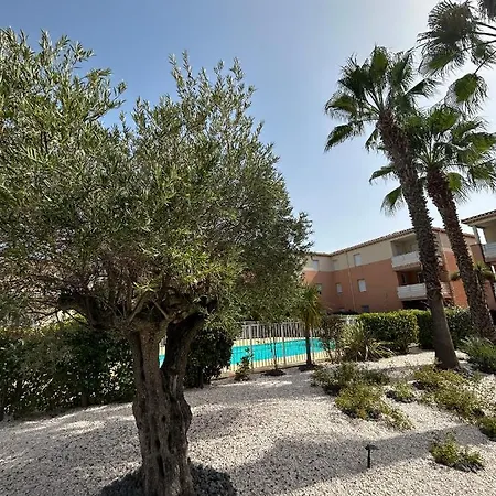 Moderne En Avec Piscine Apartment *